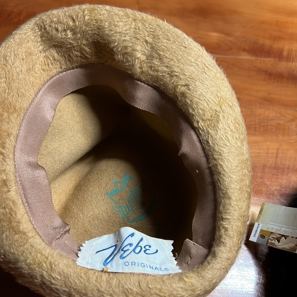 Vintage Vebe Stylish Tan  Fur Fedora Hat - Picture 5 of 6